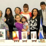 La familia acompañó a Alirio Alemán en la presentación de sus obras