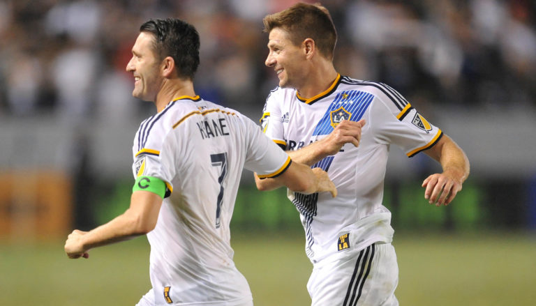 Robbie Keane Y Steven Gerrard dejan el Galaxy