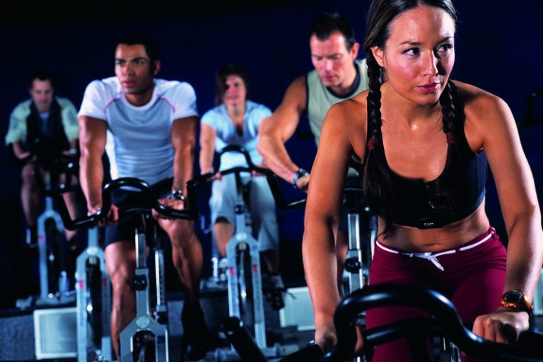 Consideremos cómo estimularnos unos a otros al amor y a las buenas obras. (Hebreos 10:24)