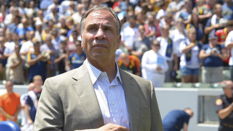 Bruce Arena da su primera convocatoria
