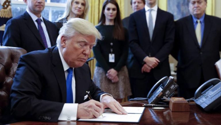Los decretos de inmigración de Trump
