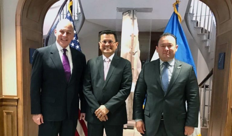 El Salvador busca evitar el “pánico migratorio”