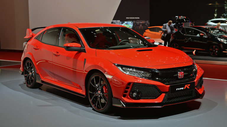 El primer Civic Type R ya está a la venta