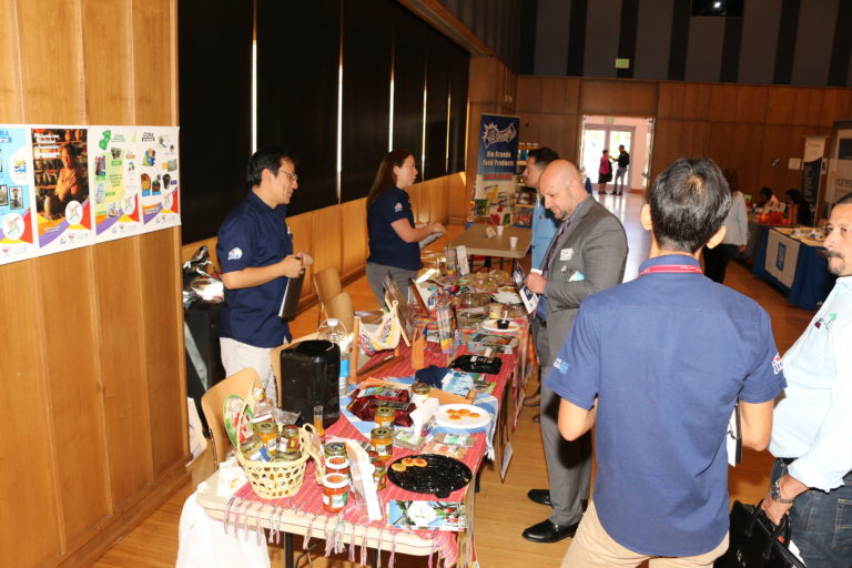 Primera expo de negocios de Cámara Salvadoreña Americana de Comercio