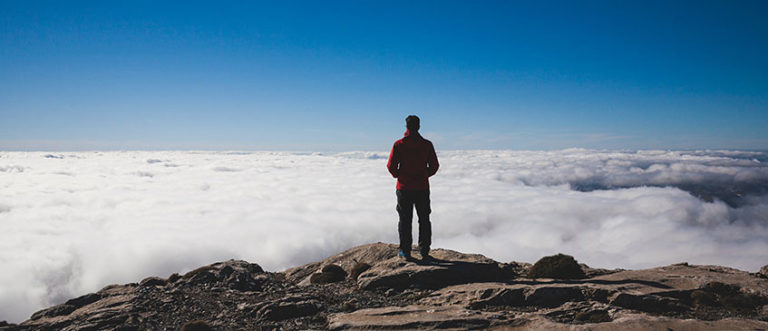 La estrategia de Satanás y nuestra defensa