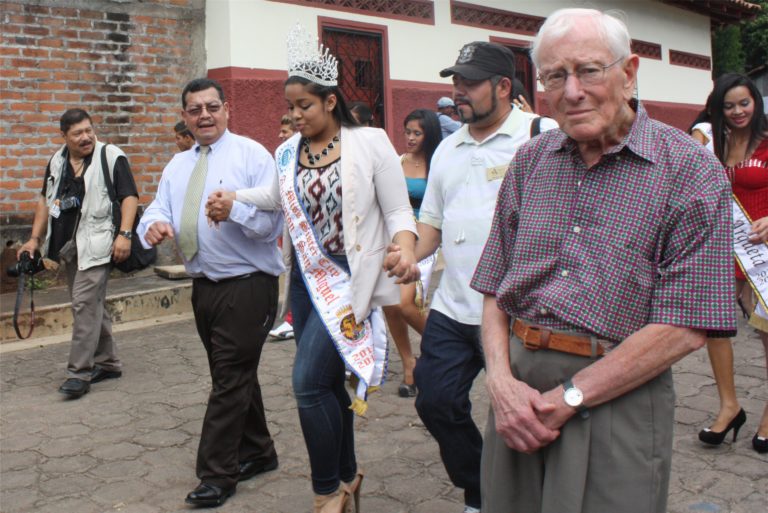 Lamentan muerte de coronel amigo de El Salvador