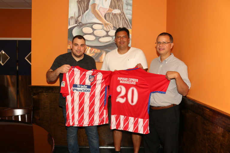 Uniformes para el campeón de Woodbridge