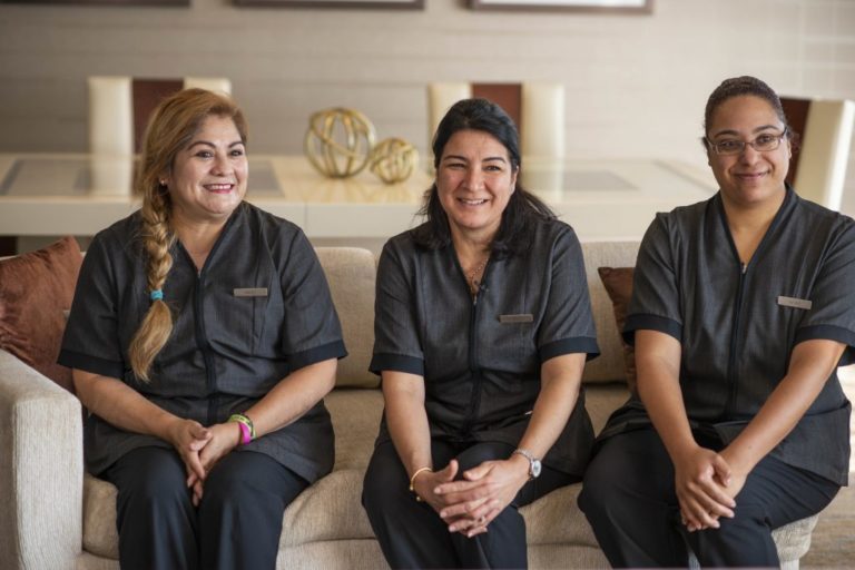 Marriott brindará dispositivos de alerta personal para los trabajadores de limpieza