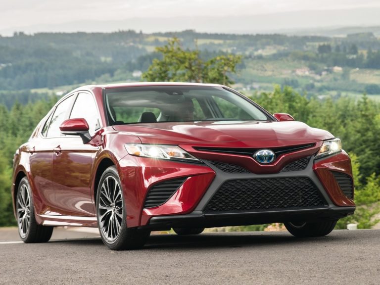 Toyota Camry: seguro, confiable y potente con su motor en V-6.