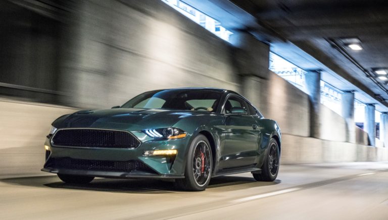 Mustang Bullitt, el amor entra por los oídos