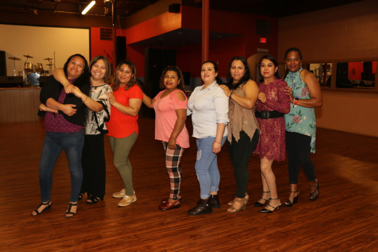 Madres empleadas de México Lindo y Asociados festejaron el Día de la Madre