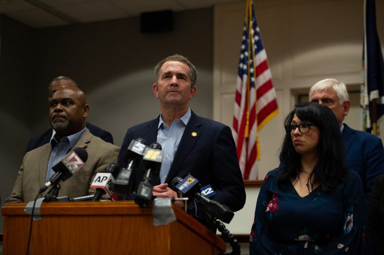 El Gobernador Northam hace recordatorio a los contribuyentes de Virginia