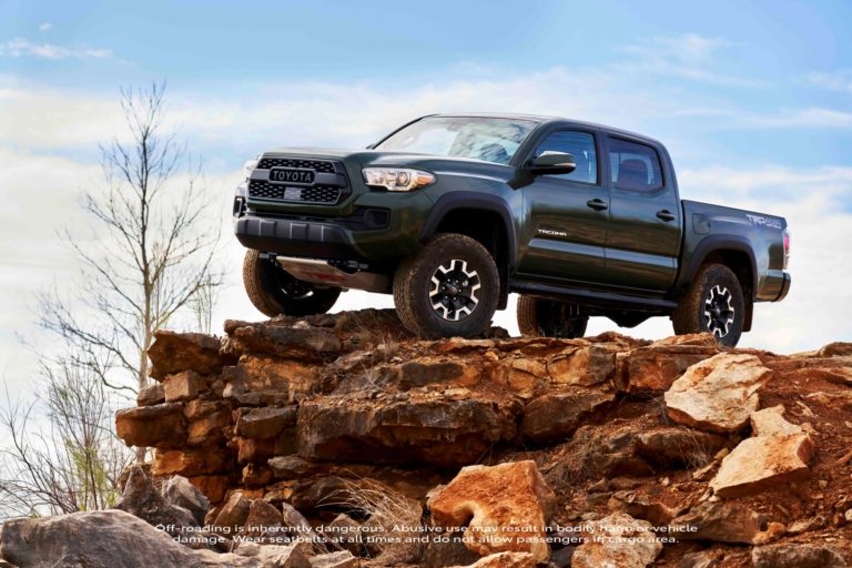 Toyota Tacoma Nightshade Special Edition, vestida para salir de noche