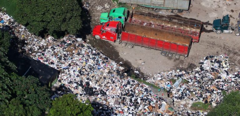 Alcaldía de Santa Tecla de forma apresurada renueva contrato a Salume para disposición final de la basura