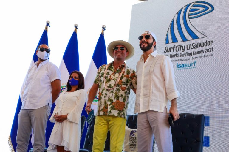 Inauguran competencia Surf City El Salvador ISA World Surfing Games