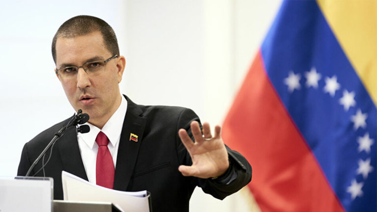 Ministro de Trabajo a Jorge Arreaza: “Venezuela ahora es un Titanic”