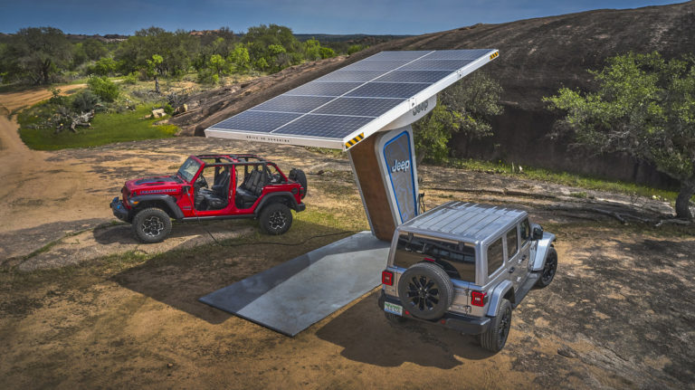 Jeep celebra sus 80 años construyendo un presente y un futuro eléctricos