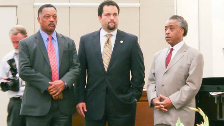 El reverendo Jesse Jackson fue internado con COVID-19.