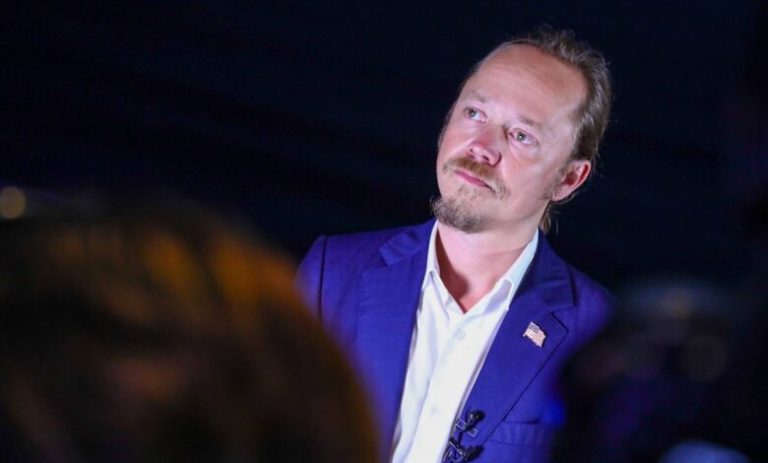 Brock Pierce señala que el impacto positivo de la Ley Bitcóin será gradual