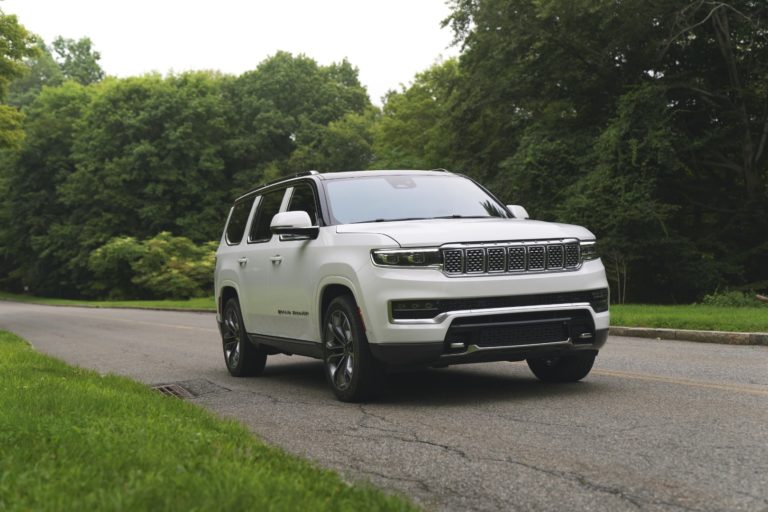Jeep Grand Wagoneer. Cuando el “Grand” nunca ha estado mejor empleado