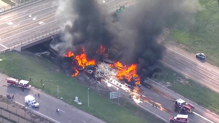 Un fiscal de distrito de Colorado solicita una nueva sentencia para un camionero involucrado en un accidente fatal