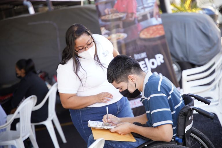 500 empleados del Ministerio de Trabajo verifican que empresas contratan personas con discapacidad