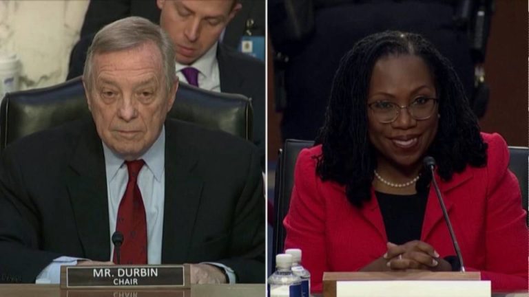 Interrogan a la candidata a la Corte Suprema de EE.UU.