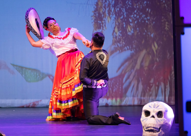 Frida Kahlo, danza y música del ballet folclórico de DC