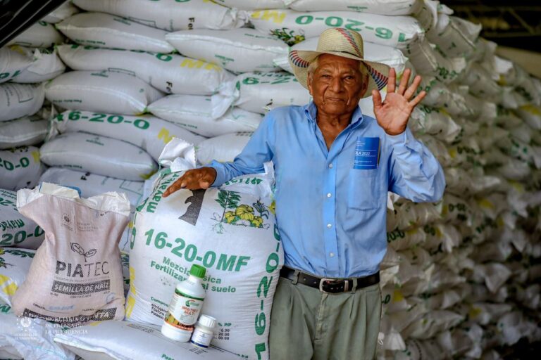 Gobierno salvadoreño mantendrá las medidas de alivio económico