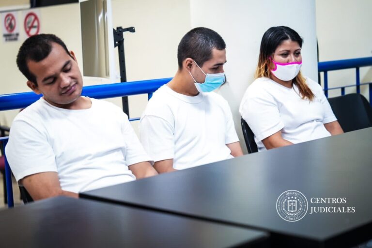 𝗖𝘂𝗮𝗿𝘁𝗮 𝗰𝗼𝗻𝗱𝗲𝗻𝗮 𝗽𝗮𝗿𝗮 𝗮𝘀𝗮𝗹𝘁𝗮𝗻𝘁𝗲𝘀 𝗱𝗲𝗹 𝘁𝗿𝗮𝗻𝘀𝗽𝗼𝗿𝘁𝗲 𝗰𝗼𝗹𝗲𝗰𝘁𝗶𝘃𝗼