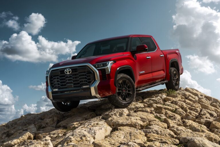 Toyota Tundra. Regreso del pasado