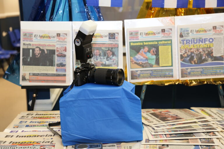 La historia de 28 años de El Imparcial, en exposición en Consulado de El Salvador en Woodbridge