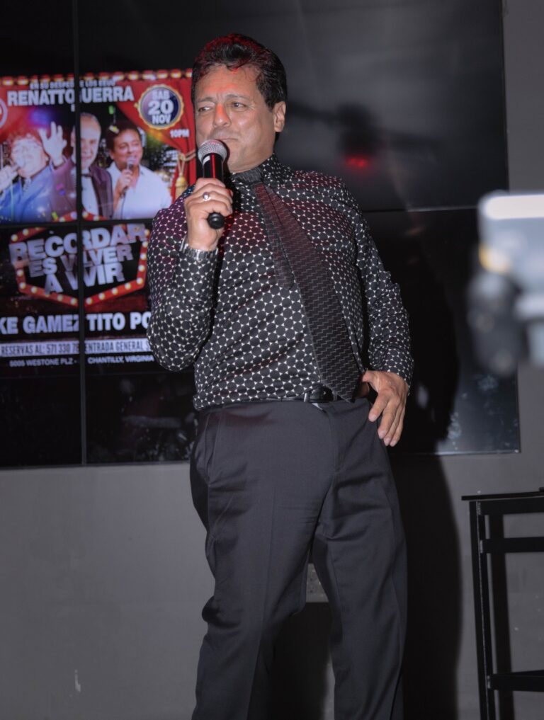 Tito Polar celebró 44 años de vida artística