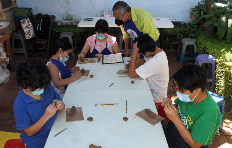 Academia Caracol Azul, arte e imaginación visual