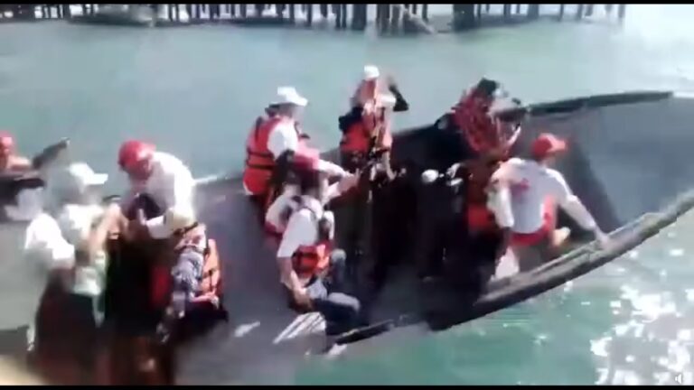 Video | Periodistas sufren accidente en lancha en El Paso del Hombre en el Puerto de La Libertad