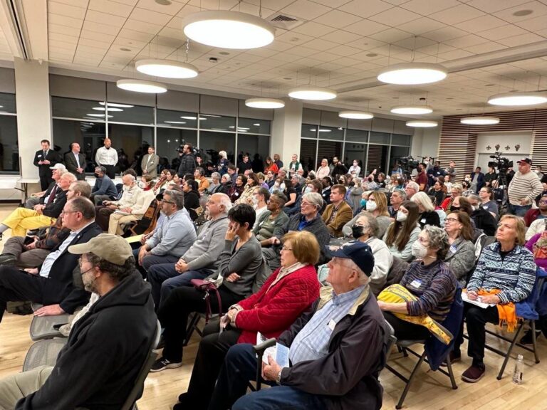 Demandan inversión para seguridad vial y peatonal en Montgomery, Maryland