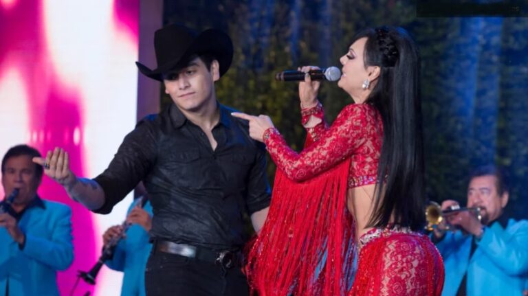 Maribel Guardia llora la muerte de su hijo, Julián Figueroa