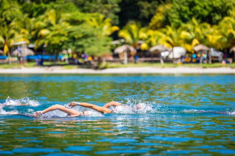 México conquista el oro en relevos mixtos de aguas abiertas en Juegos Centroamericanos