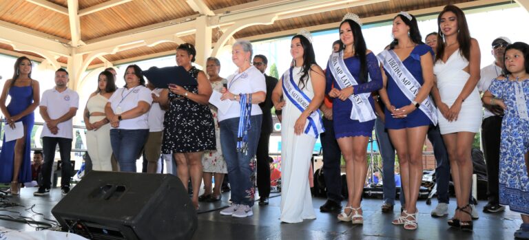 Salvadoreños celebraron su día conmemorativo en Manassas