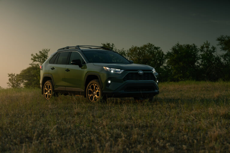 2024 Toyota RAV4: Go Wild con estilo