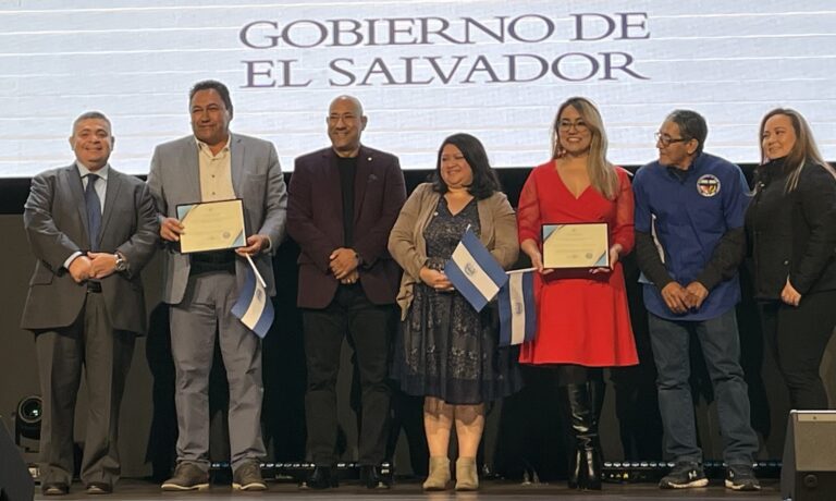 Día nacional de los salvadoreños en el exterior