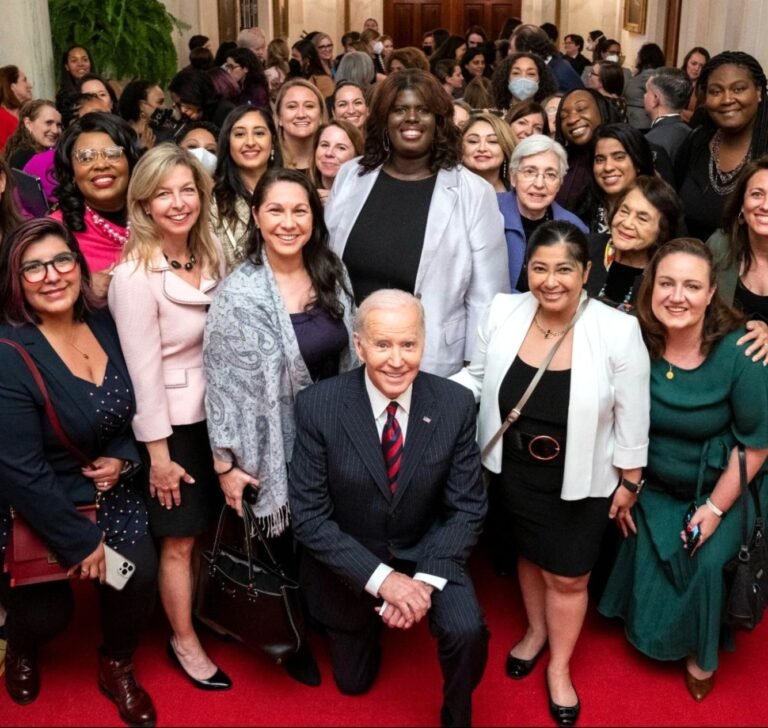 Celebran en todo el mundo el Día Internacional de la Mujer