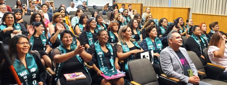 50 nuevas graduadas en “Mil Mujeres Legal Services”