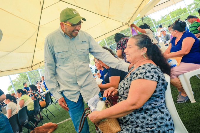 Destituyen al presidente de ANDA