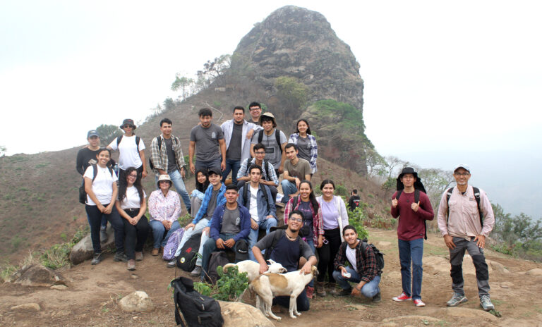 El Peñón de Comasagua, atractivo turístico y sitio de investigación geológica