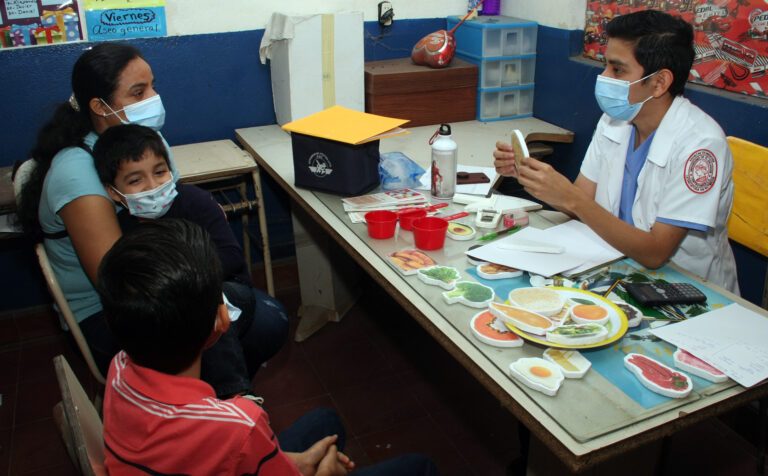 Espíritu meditante; solidaridad en acción