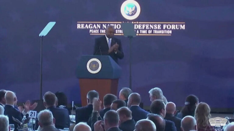 El Gobierno de Biden anuncia el envío de un nuevo paquete de ayuda militar de EE.UU. a Ucrania por 1.000 millones de dólares