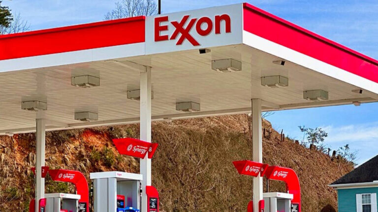 ExxonMobil demanda al fiscal general de California y a organizaciones ambientalistas después de que estos responsabilizaran a la empresa de la crisis mundial de contaminación por plásticos