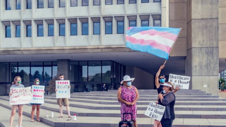 La Cámara de Representantes de EE.UU. aprueba una legislación que prohíbe a las mujeres y niñas transgénero participar en las competencias deportivas de las escuelas públicas