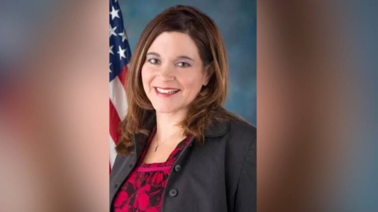 Dimite la directora de la Administración del Seguro Social de EE.UU. luego de que el equipo de Musk solicitara acceso a información personal de millones de estadounidenses